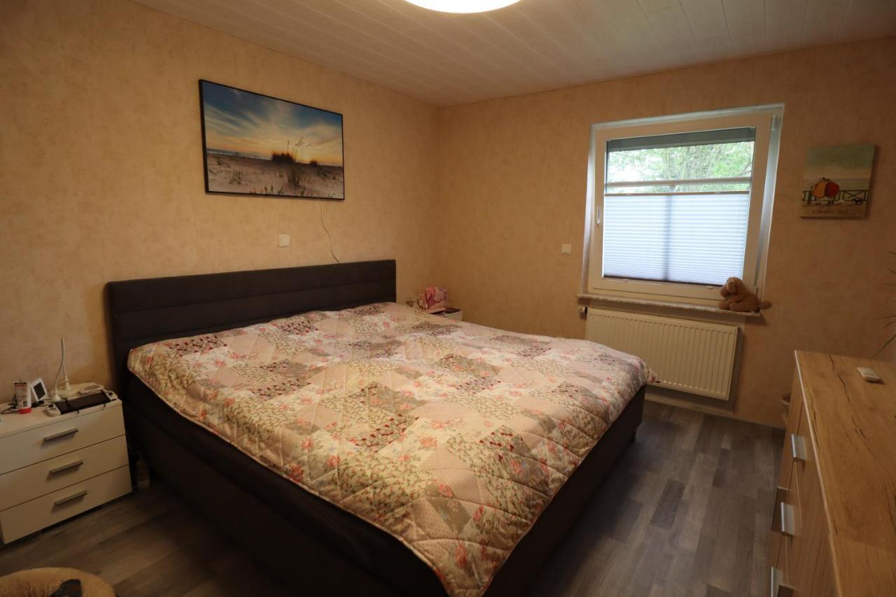 Haus Flieder Villa Krummhörn Exteriör bild